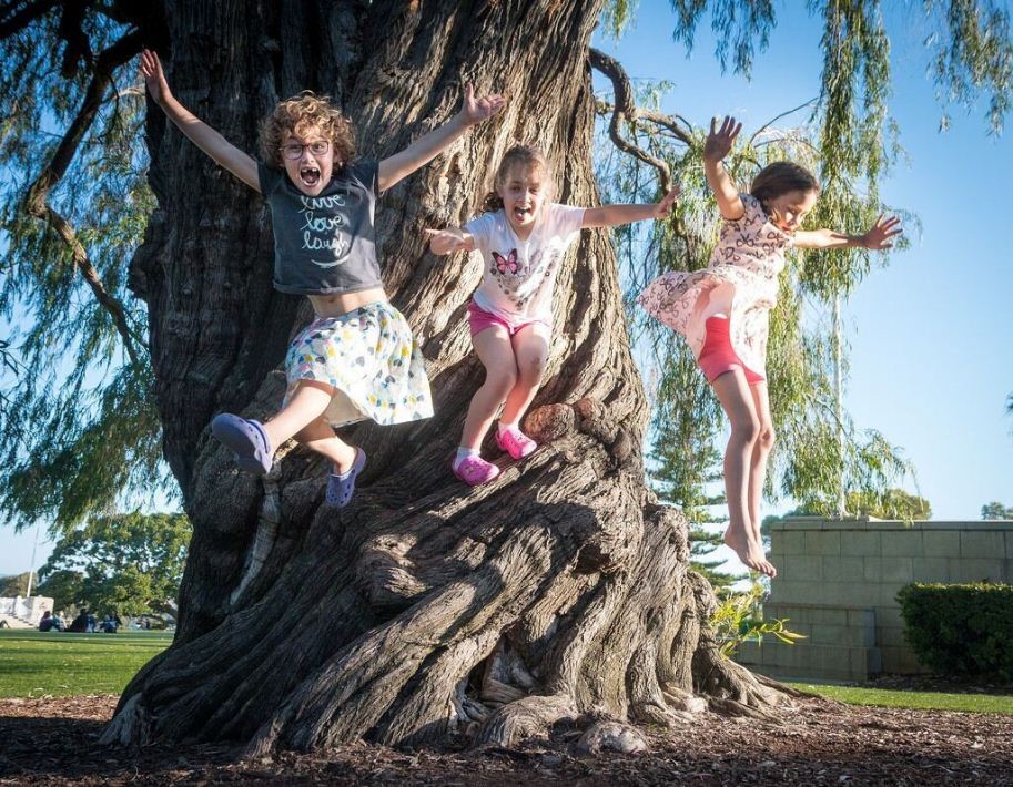 family travel tips tricks traveling with kids children (1)