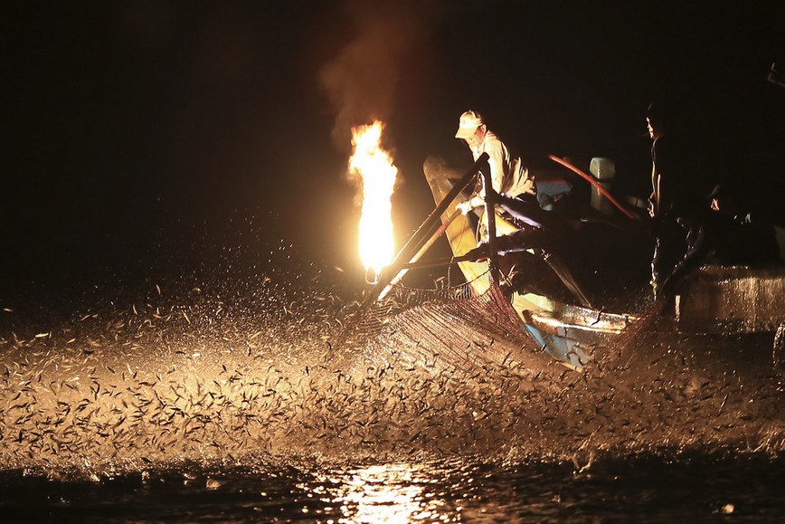 sulfuric fire fishing in Jinshan taiwan (19)