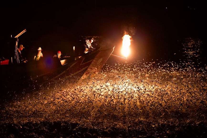 sulfuric fire fishing in Jinshan taiwan (26)