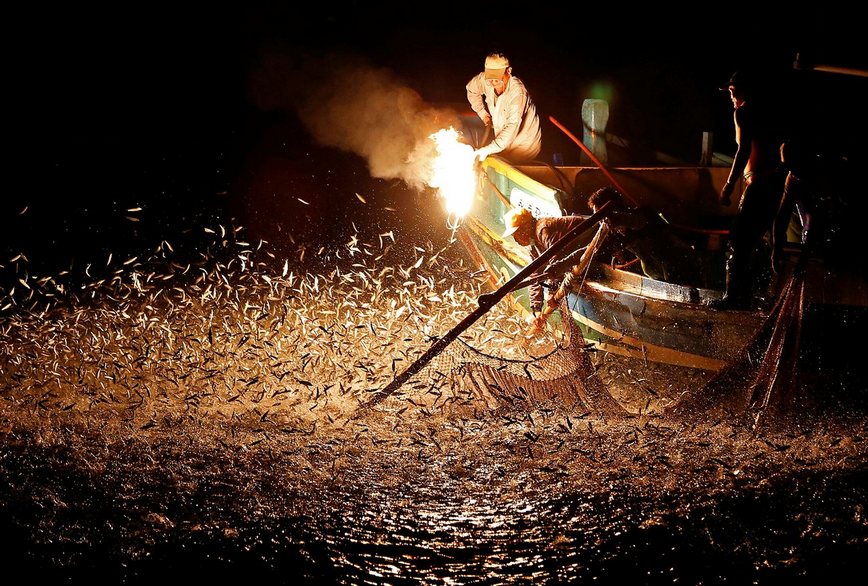 sulfuric fire fishing in Jinshan taiwan (30)