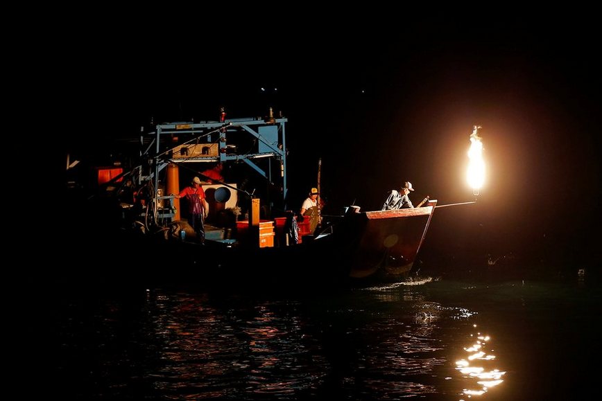 sulfuric fire fishing in Jinshan taiwan (6)