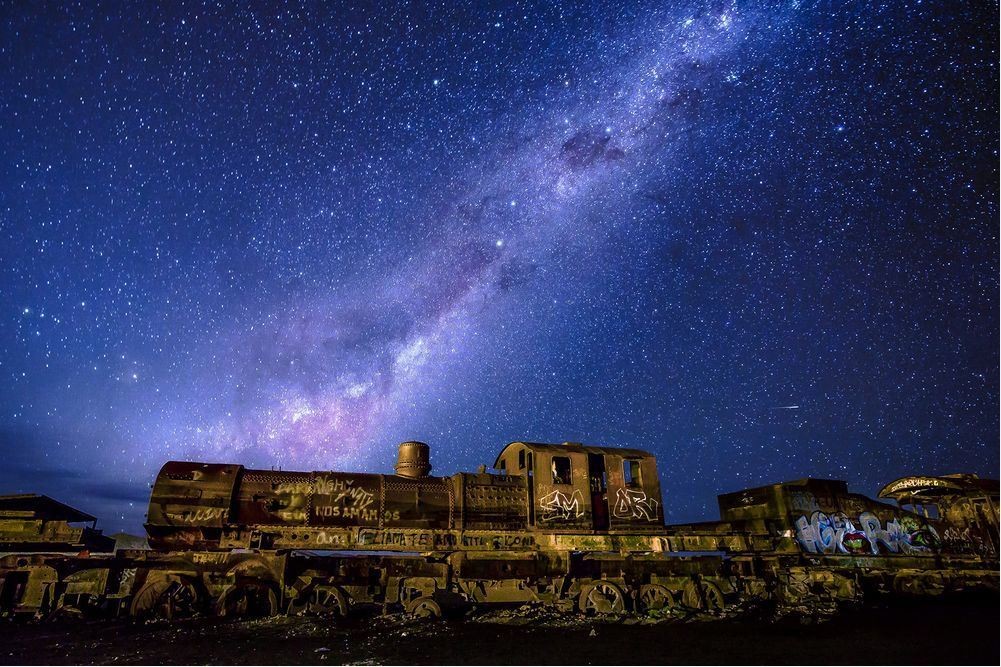 train, travel guide, salt pan, Salar de Uyuni, Bolivia 2
