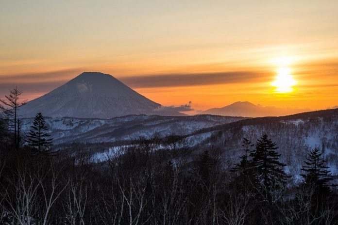 yotei mountain top spectacular beautiful mountains in japan