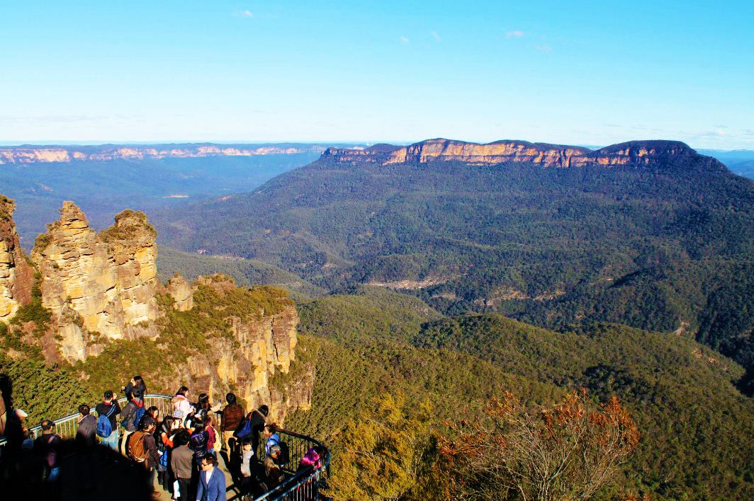 Three_Sisters_Blue_Mountains_Australia winter 2