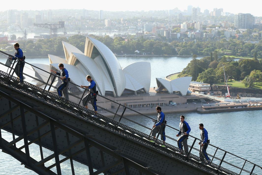 sydney habour bridge in winter 2