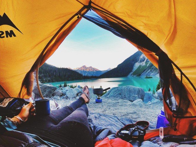 Joffre Lakes Provincial Park canada