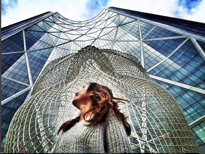 statue Wonderland the bow Calgary
