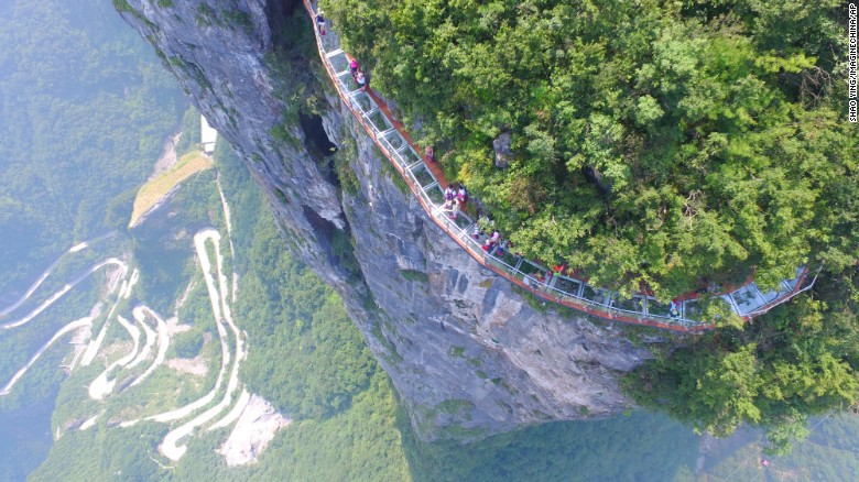 dragon-cliff-china-destinations