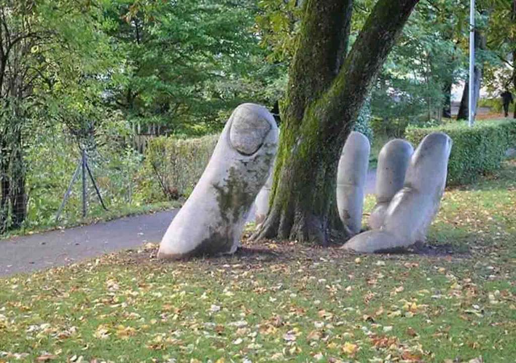 The hand statue-Glarus, Switzerland-best statue around the world1