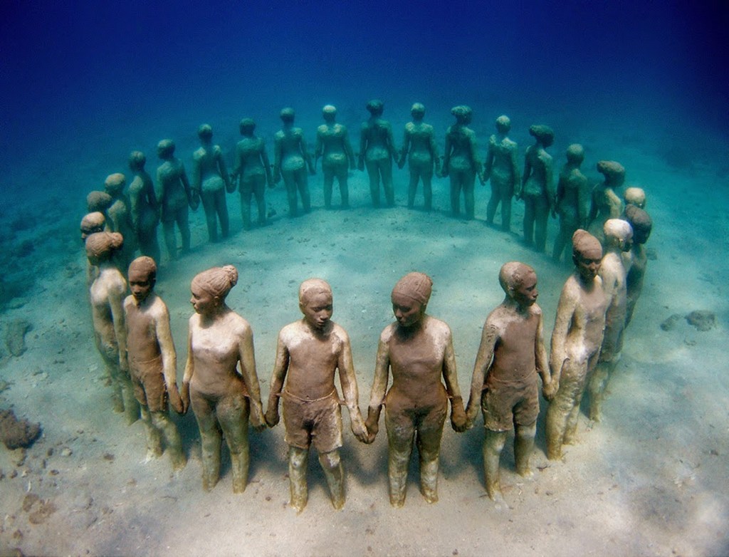 Viccisitudes statues population-Grenada, West Indies-most sculptures in the world