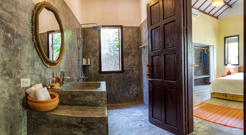 red flower cottage homestay hoi an travel where to stay on budget (14)