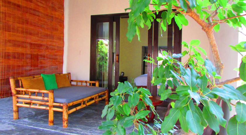 red flower cottage homestay hoi an travel where to stay on budget (15)