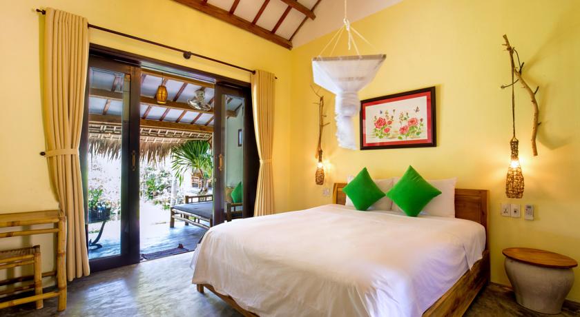 red flower cottage homestay hoi an travel where to stay on budget (20)
