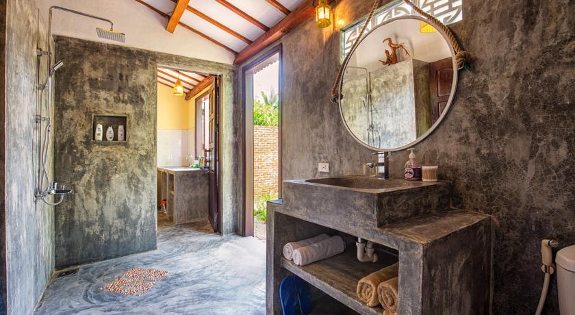 red flower cottage homestay hoi an travel where to stay on budget (24)