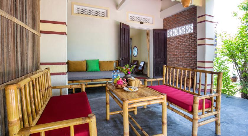 red flower cottage homestay hoi an travel where to stay on budget (25)