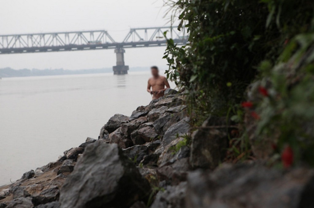 11. Red River’s middle bank, Hanoi, Vietnam top nudist beaches