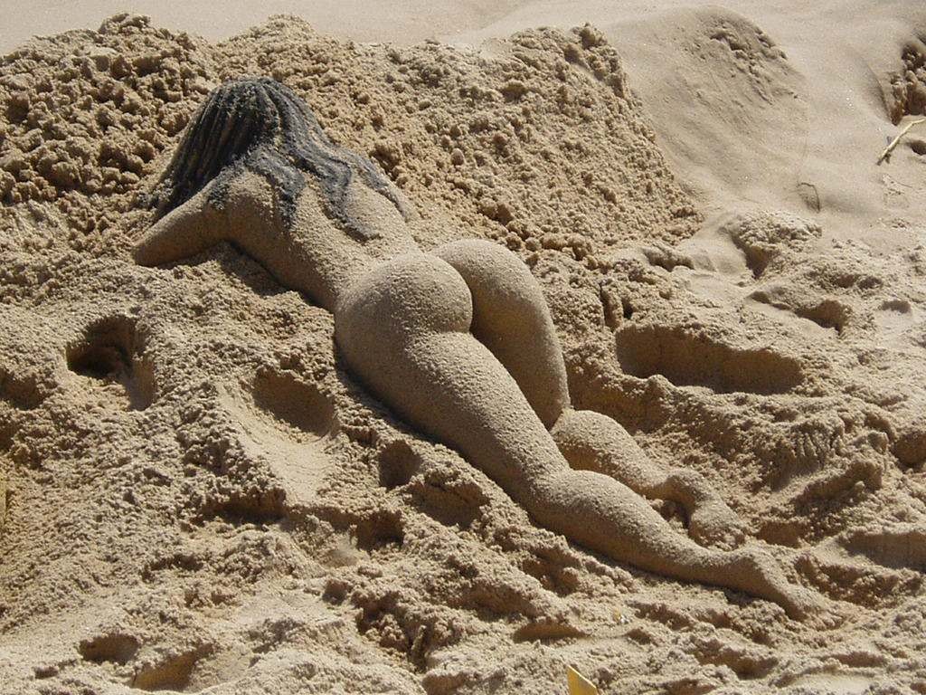 2 top nude beaches Little beach, Hawaii  (3)