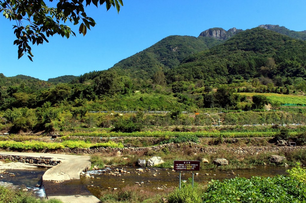 2 Woraksan National Park, South Korea 1