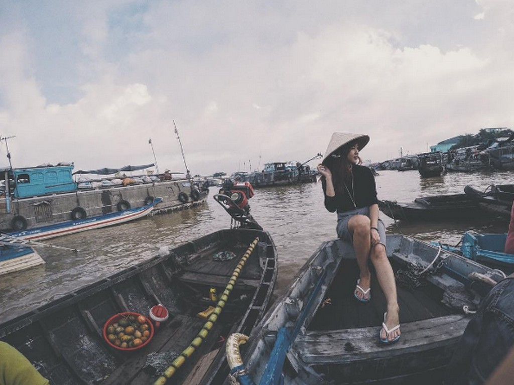 cai rang floating market can tho province mekong delta attractions