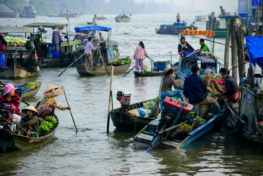 nga bay floating market mekong delta vietnam destinations