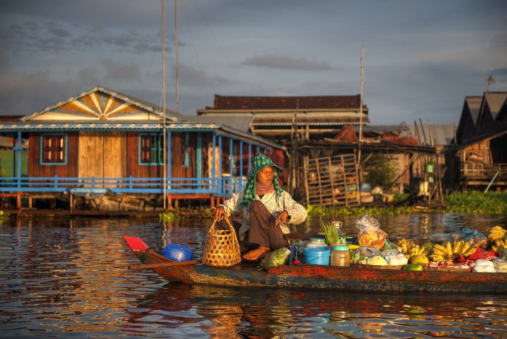 tonle sap lake siem reap cambodia