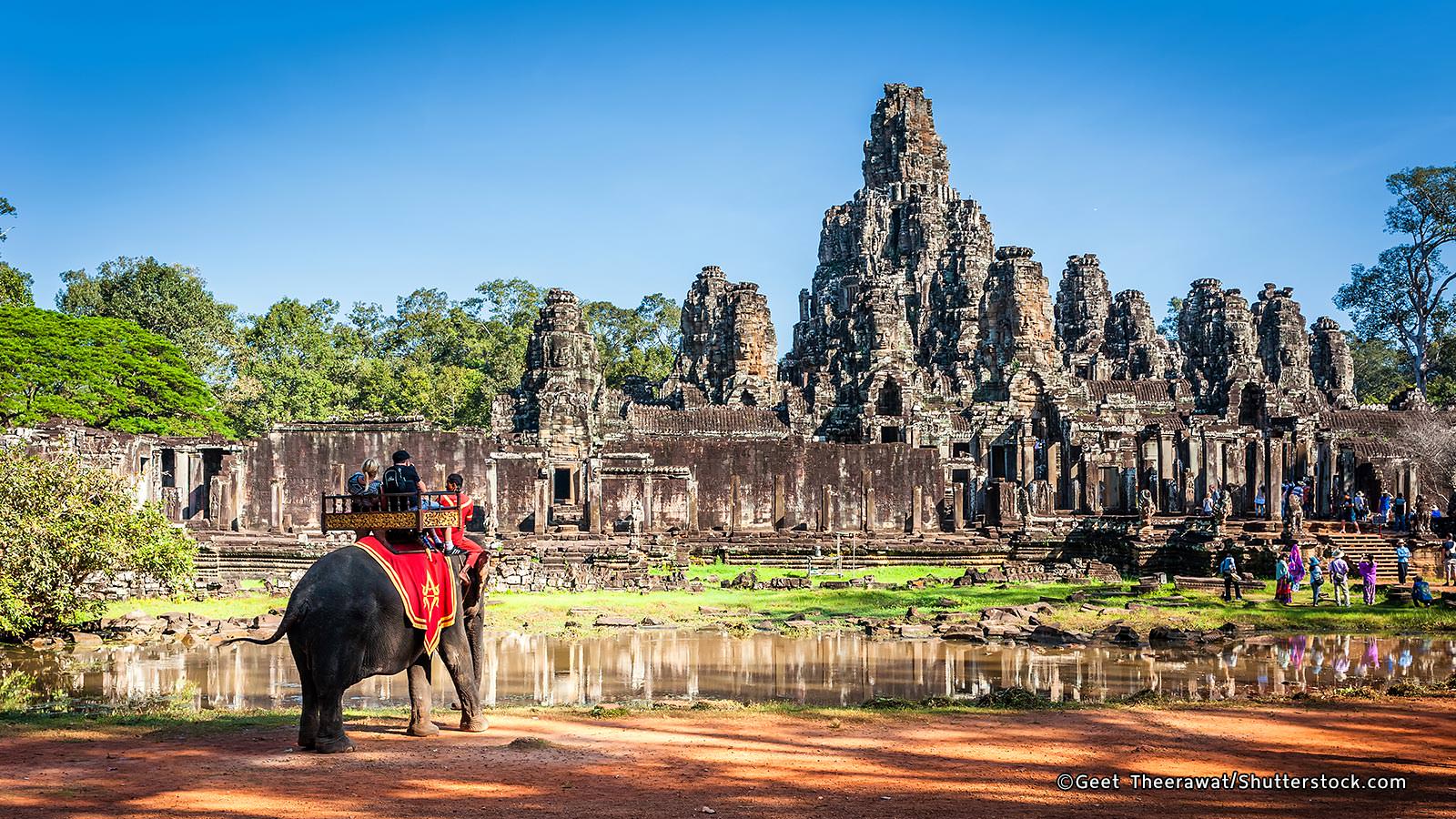 Elephant riding in Siem Reap