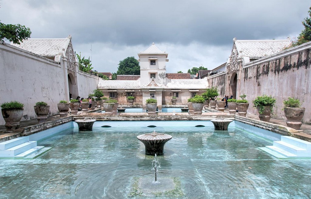 taman sari water castle