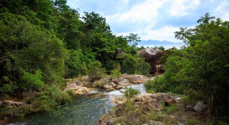 booking-resort-ka-lam-retreat-ninh-van-bay-the-5-star-resort-in-nha-trang-vietnam-1
