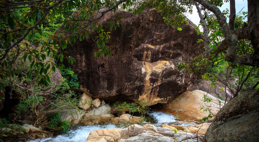 booking-resort-ka-lam-retreat-ninh-van-bay-the-5-star-resort-in-nha-trang-vietnam-1