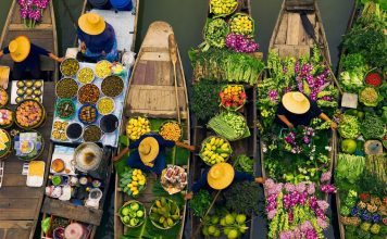 Best floating market in Bangkok — Top 5 stunning Bangkok floating markets you should not miss khlong lat mayom Floating Market