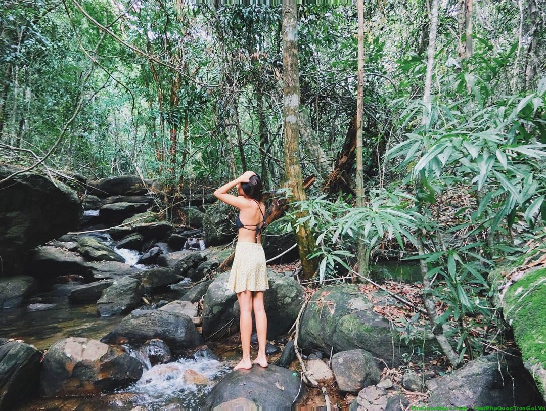 tranh-stream-phu-quoc-ideal-place-in-phu-quoc2