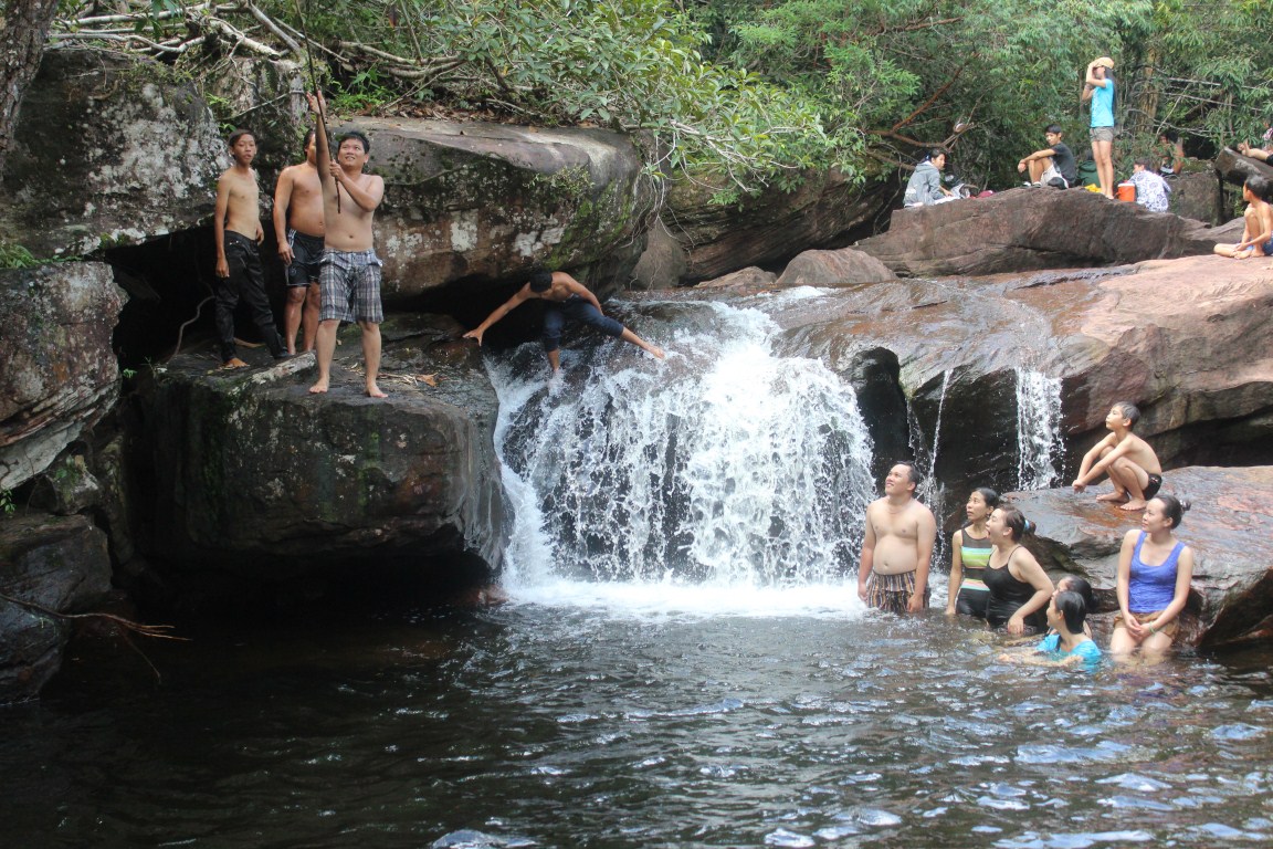 tranh-stream-phu-quoc-ideal-place-in-phu-quoc3