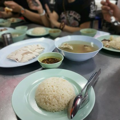 Kaiton Pratunam chicken rice stall