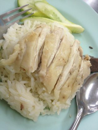 Kaiton Pratunam chicken rice stall