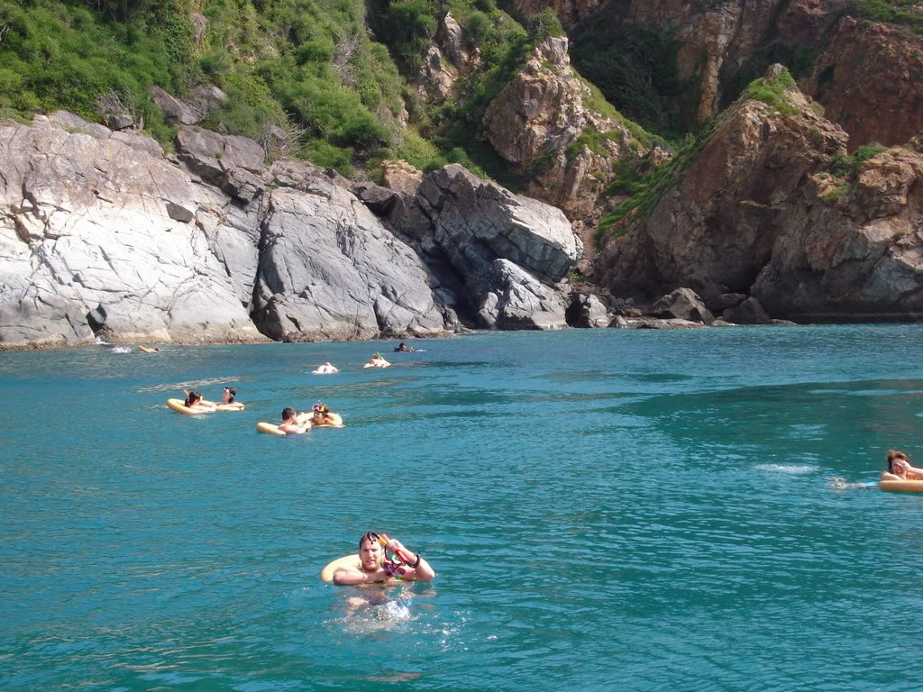 Hon mieu-island-Nha-Trang-Beach-beautiful-beaches-and-island-nha-trang2