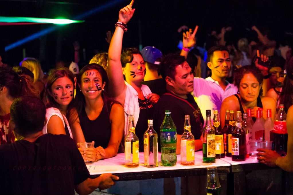 boracay night party 2
