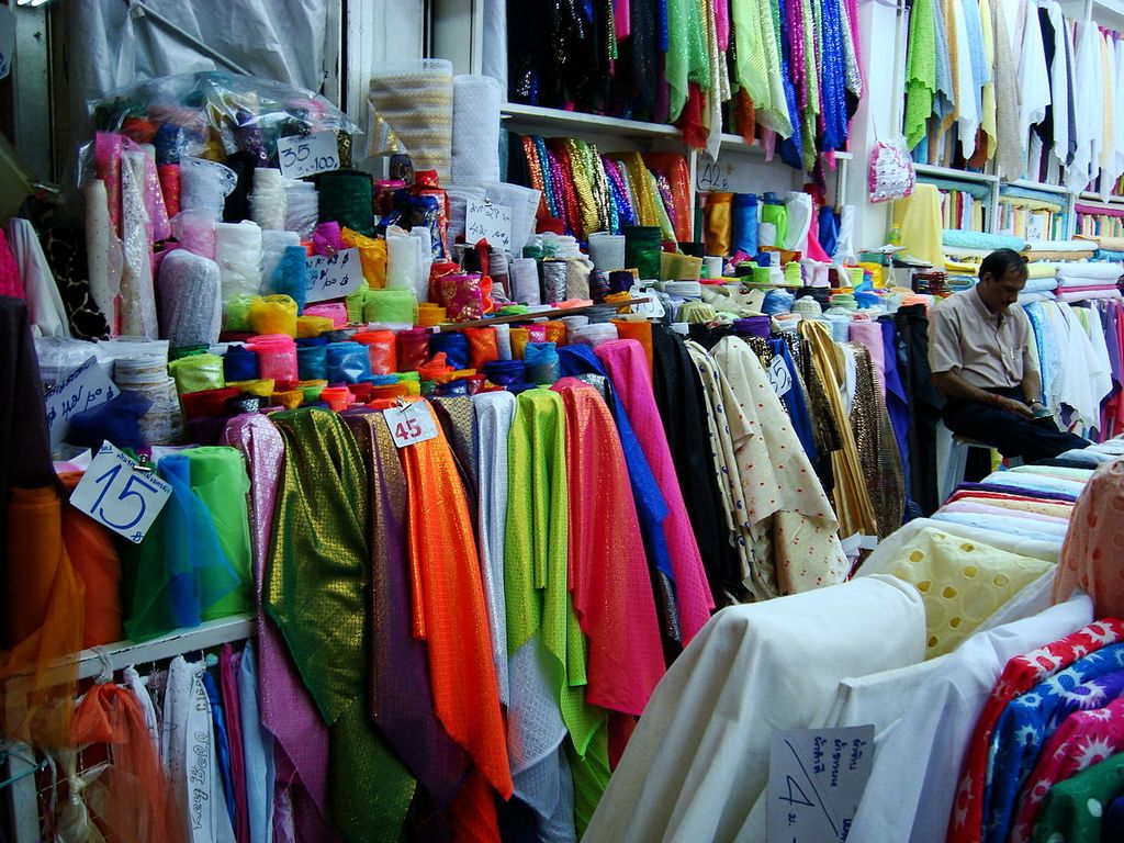 Sampeng Lane Market-best bustling place in Chinatown - Bangkok1