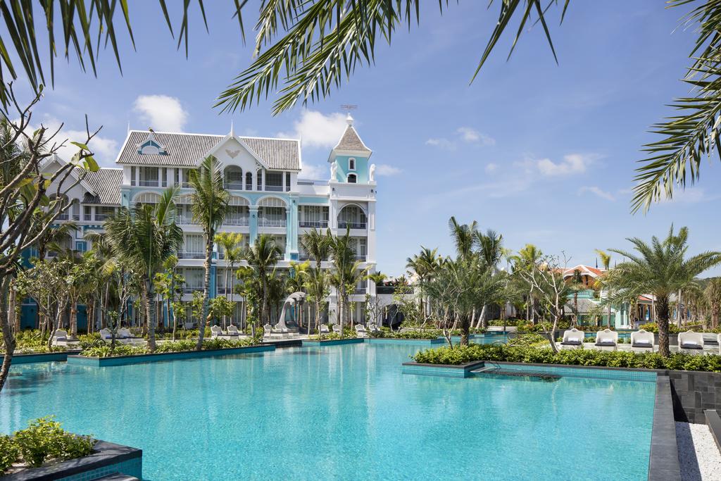 JW Marriott Phu Quoc Emerald Bay spa resort reviews (6)