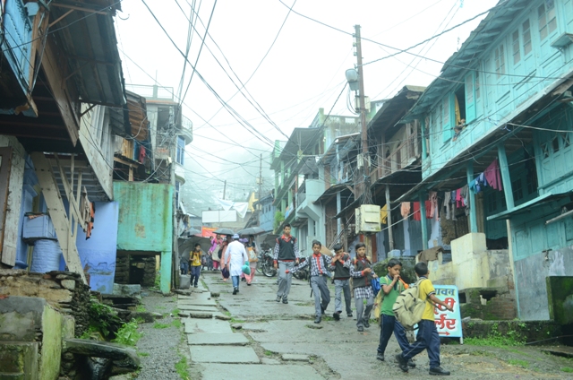 almora city india