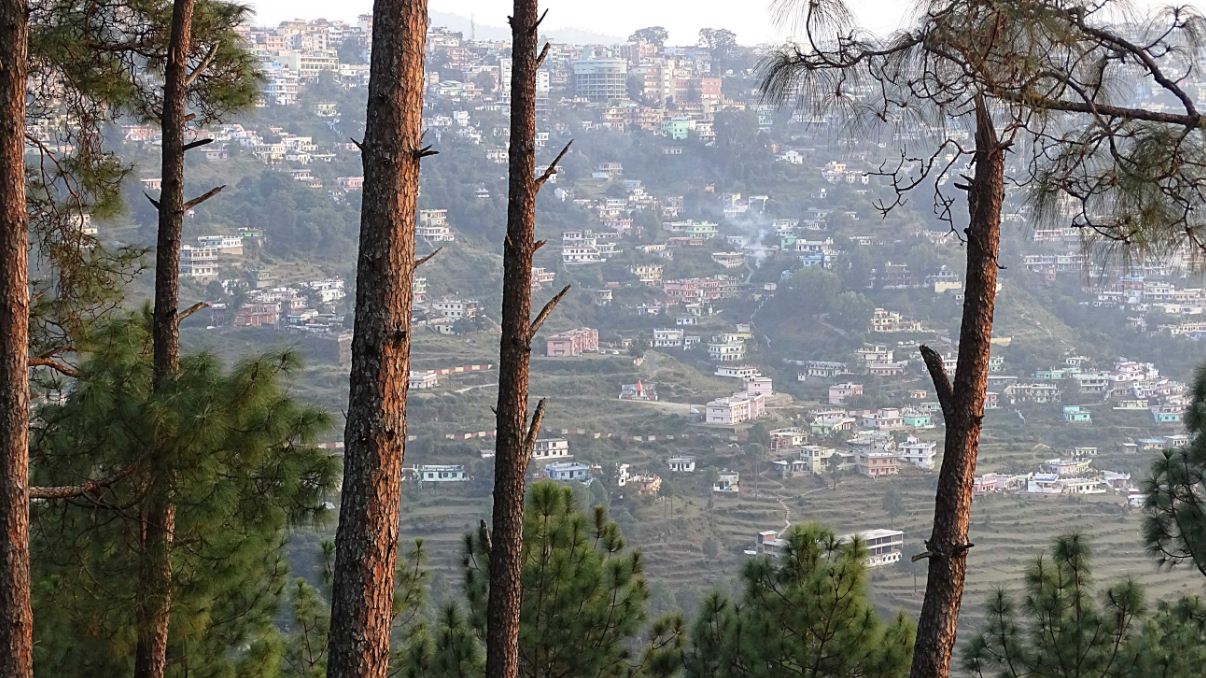 almora city india