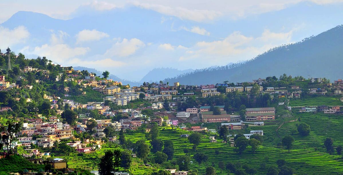 almora city india
