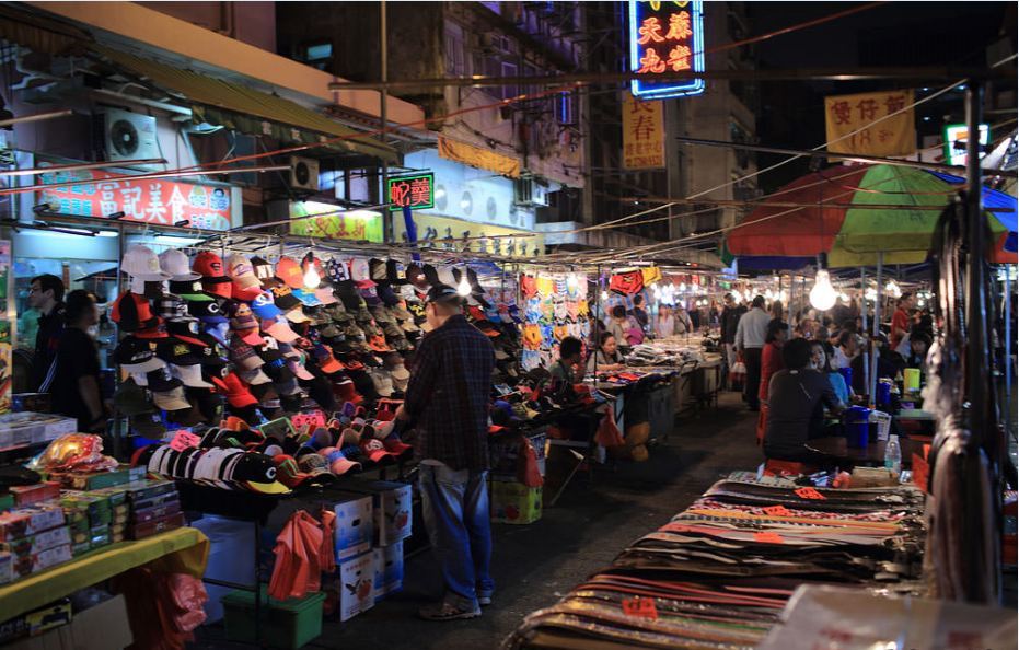 Temple Street Night Market-hong-kong-explore the fullest hong kong only 3 days