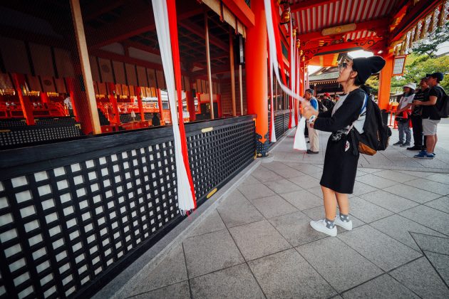 Fushimi Inari Shrine - One of the most famous shrine in Japan (8)