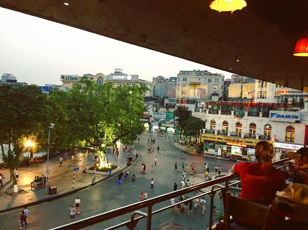 highlands coffee hoan kiem hanoi (1)