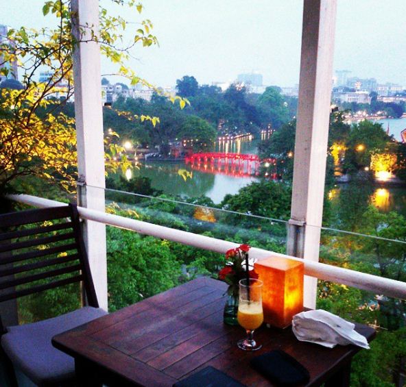 old quarter Avalon Cafe Lounge hanoi (3)
