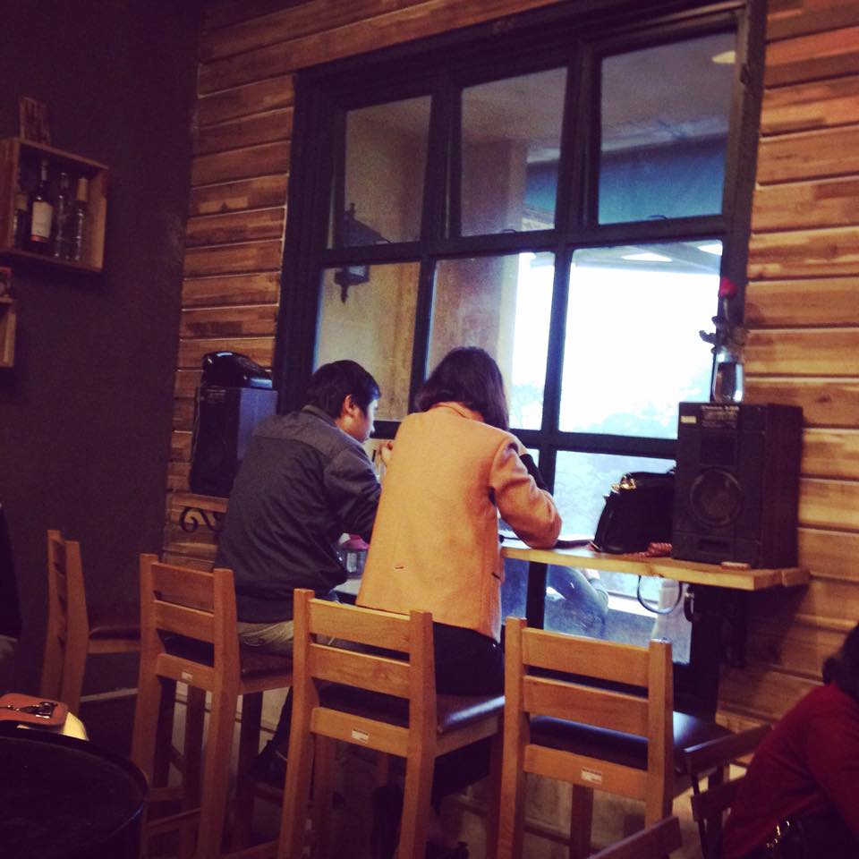 sketch coffee cafe hanoi hoan kiem lake (3)