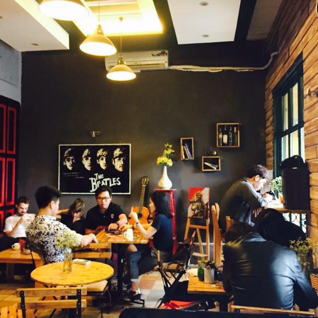 sketch coffee cafe hanoi hoan kiem lake (3)
