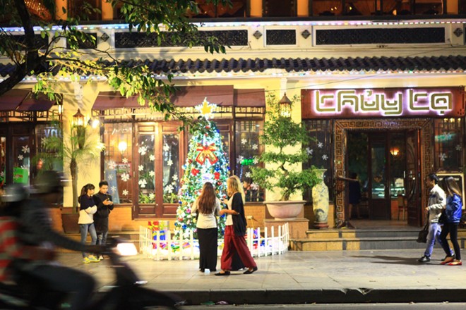 thuy ta cafe hanoi restaurant (12)