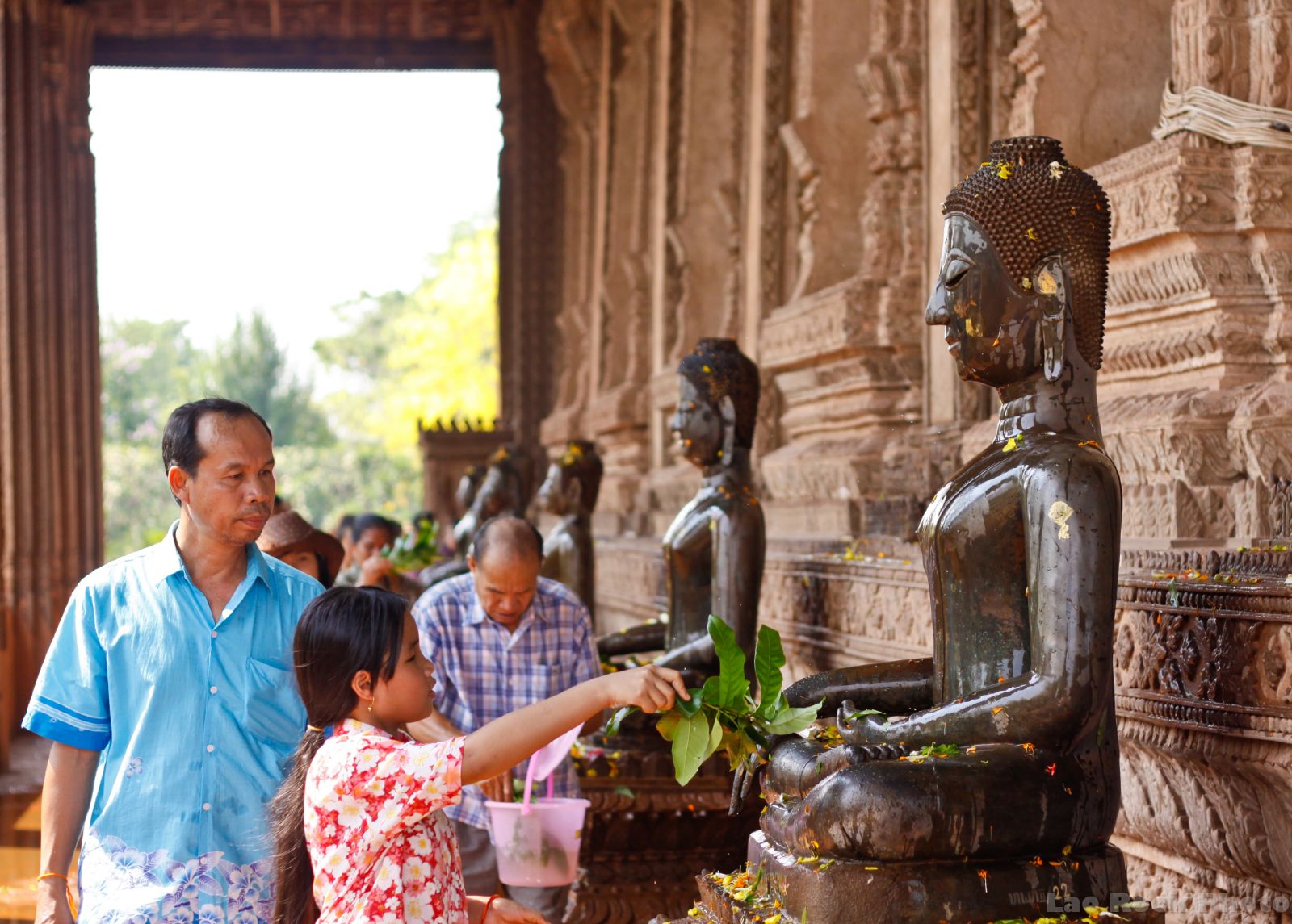 The water festival in Bunpimay-Laos-the water festivals in Southeast Asian7