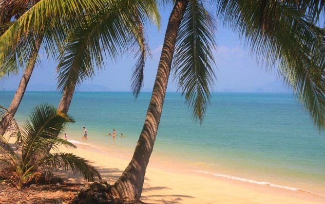 beach at koh yao noi